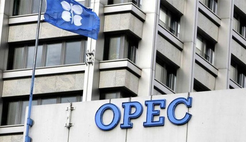 السعودية تؤجل أسعار خام مايو لما بعد اجتماع أوبك بلس