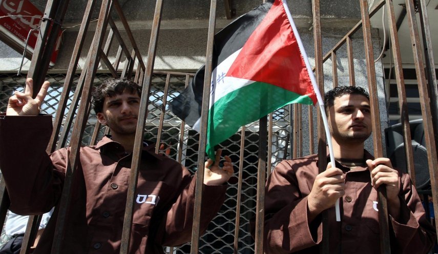 فلسطين: مطالبات بحماية الأسرى من 