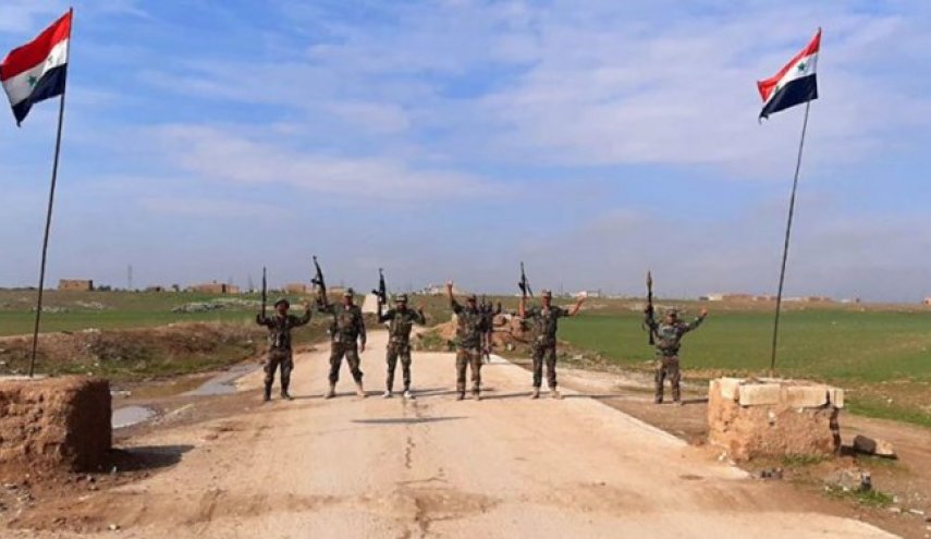 ساکنان یک روستا در حسکه سوریه، مانع عبور تروریست‌های آمریکایی شدند
