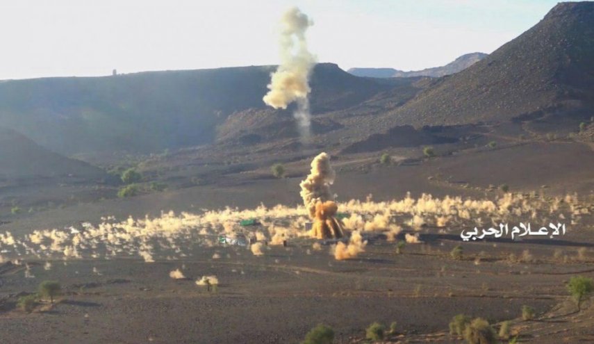 صاروخ باليستي يستهدف المرتزقة بمعسكر الشاجري بأبين