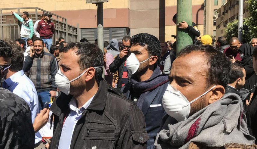 الأوقاف المصرية تطلق قناعا جديدا لمواجهة كورونا + صور
