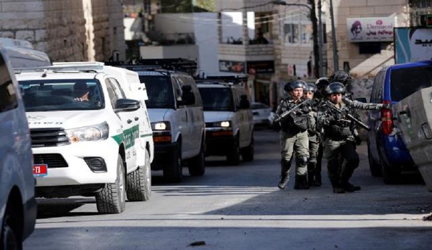 الاحتلال يصعّد هجمته ضد البلدات والأحياء في القدس المحتلة