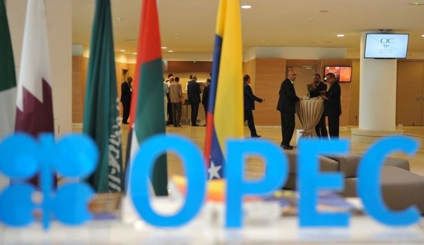 وزیر نفت از توافق اوپک‌پلاس برای کاهش تولید نفت خبر داد
