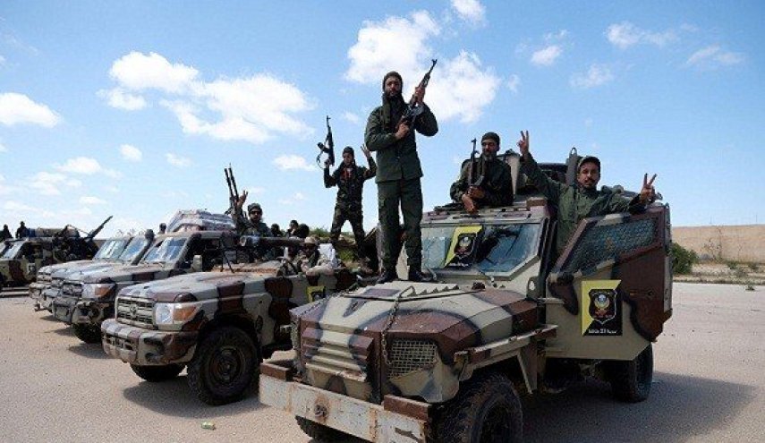 قوات حفتر تقر بسقوط طائرة ومقتل طاقمها!