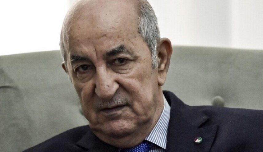 الرئيس الجزائري يتفقد مصابي كورونا