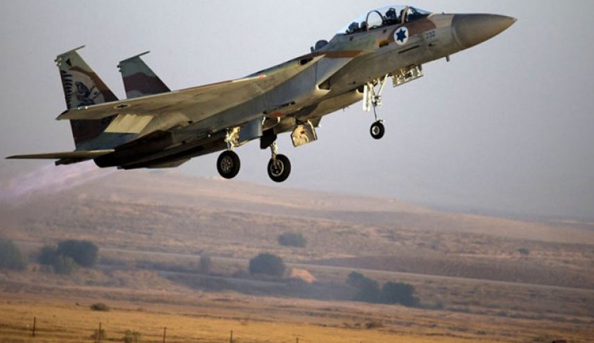 طائرات حربية إسرائيلية تحلق في سماء بيروت