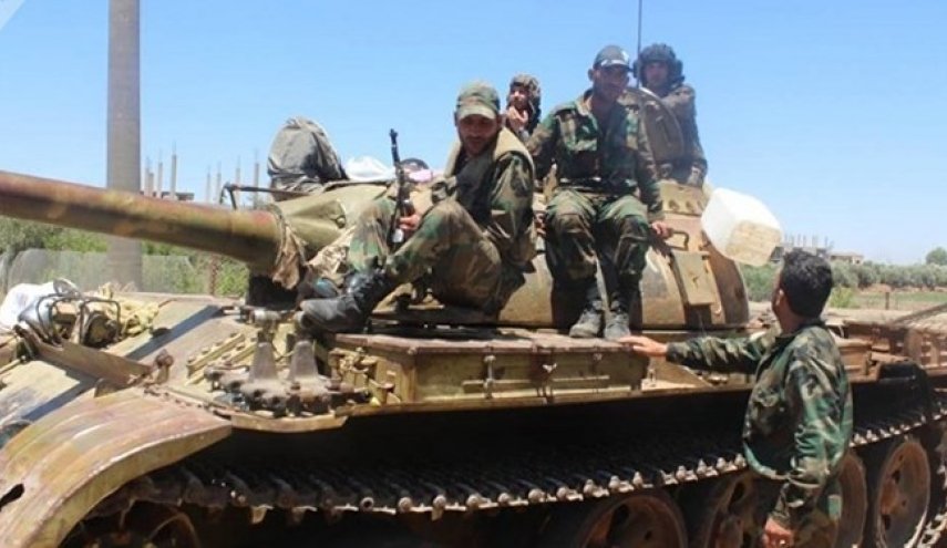 ارتش سوریه 7 تروریست جبهه النصره را در شمال حماه به هلاکت رساند
