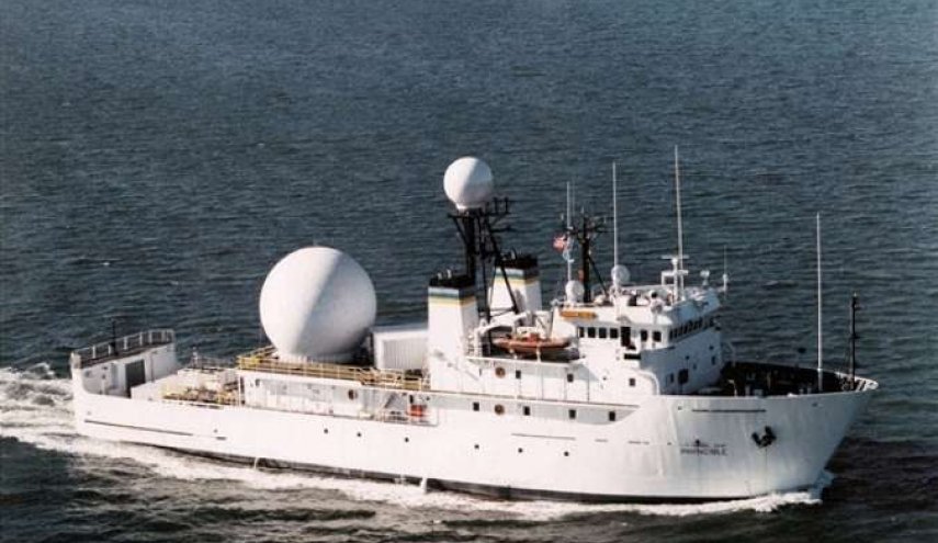 نشنال اینترست: کشتی جاسوسی آمریکا در خلیج فارس بر فعالیت موشکی ایران نظارت می‌کند

