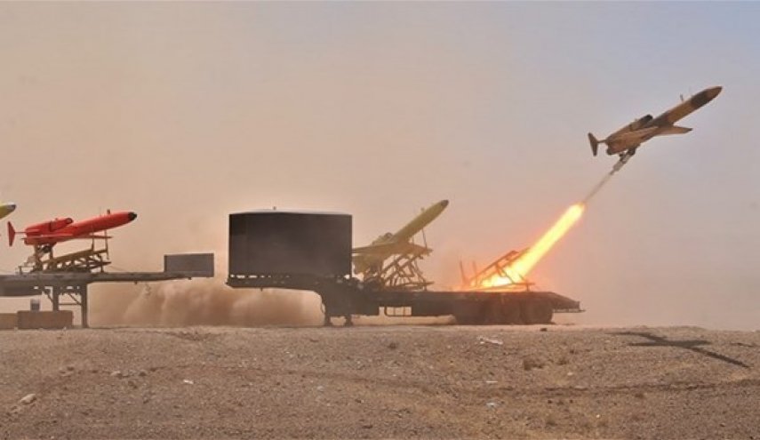 تسليم 3 أنواع من الطائرات المسيرة الى الجيش الايراني