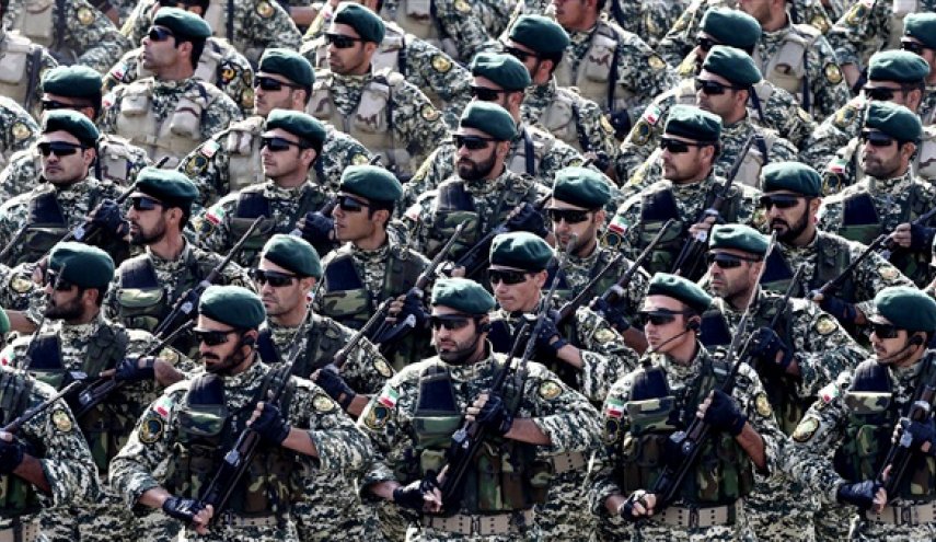 الجيش الايراني وجهوزية الدفاع والردع