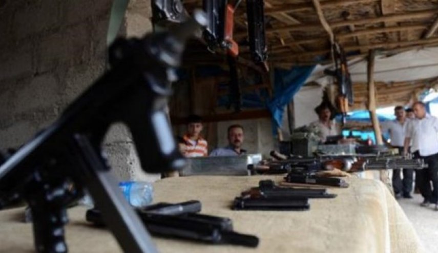 داعش و خرید سلاح‌های عشائر الانبار عراق به قیمت گزاف
