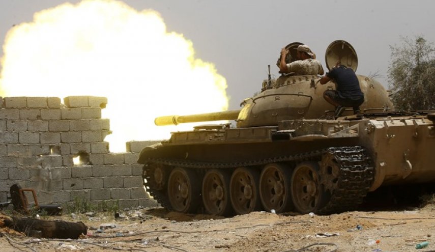 قوات حفتر تجدد قصف منازل المدنيين جنوبي طرابلس 