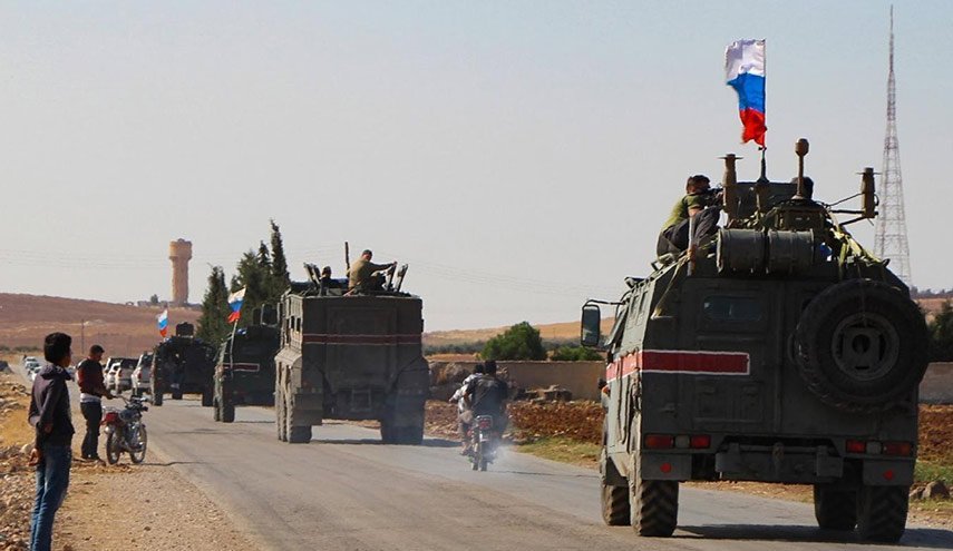 تسير دورية عسكرية روسية تركية في ريف عين العرب 