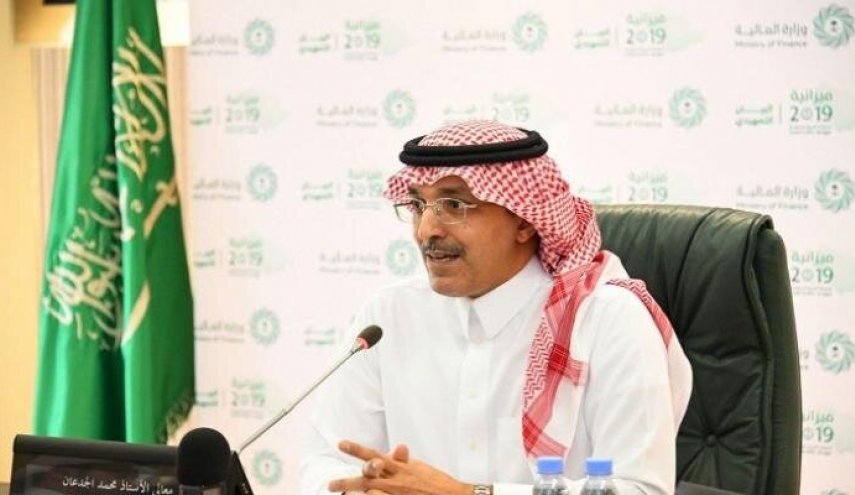 وزیر دارایی عربستان: اقدامات سخت‌گیرانه‌ای برای مقابله با تأثیر بحران مالی کرونا اتخاذ خواهیم کرد

