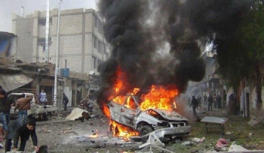 صور.. انفجار عبوة ناسفة بسيارة في مدينة الباب بريف حلب 