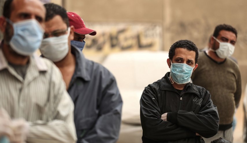 13 وفاة و393 إصابة جديدة بفيروس كورونا في مصر 
