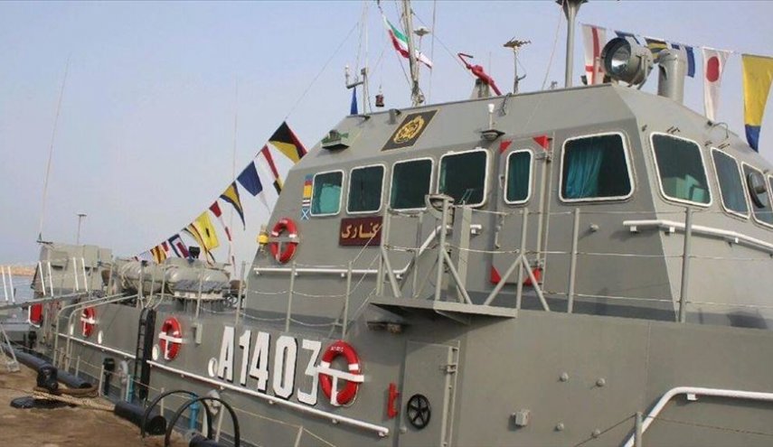 تعرض فرقاطة ايرانية الى نيران صديقة في بحر عمان