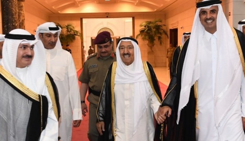 پیام شفاهی امیر کویت به همتای قطری‌اش