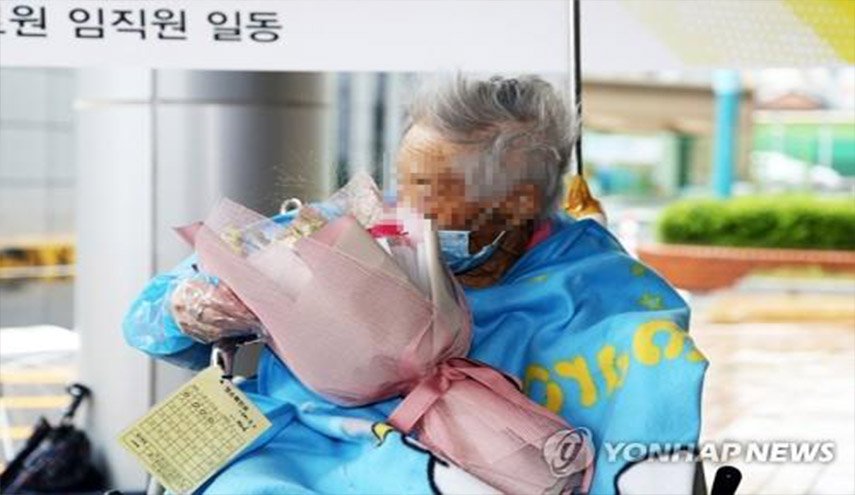 مريضة كورية بكورونا بعمر 104 أعوام تتماثل للشفاء