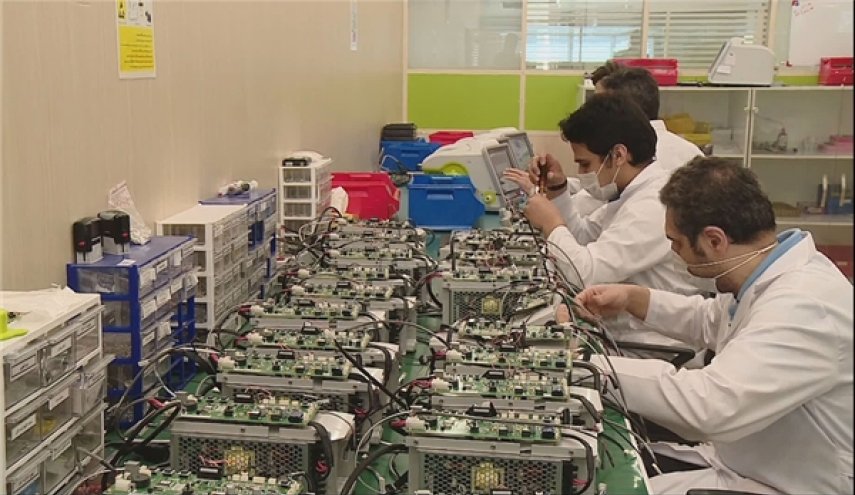 الشركات المعرفية الايرانية تنتج يومياً 40 جهاز تنفس صناعي 