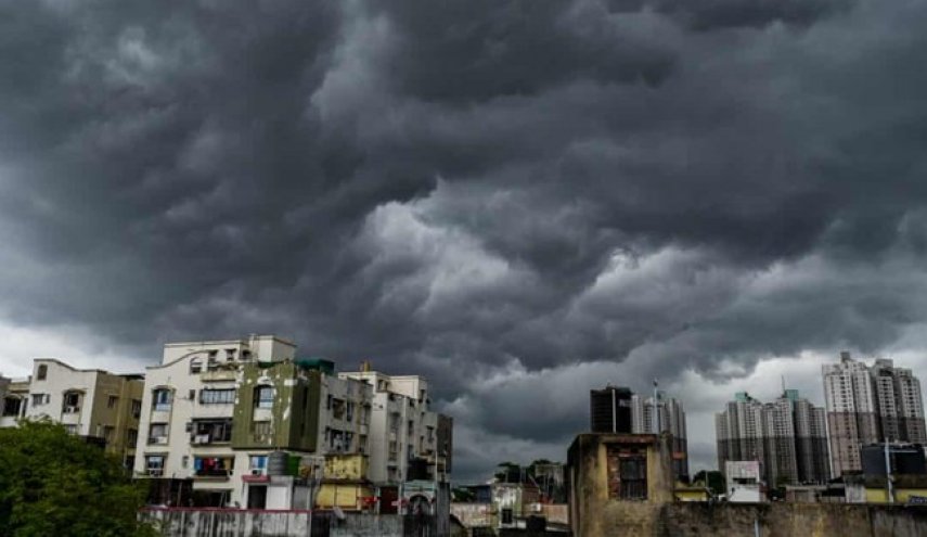 تخلیه هزاران نفر در هند و بنگلادش در پی نزدیک شدن ابرتوفان «آمفان»

