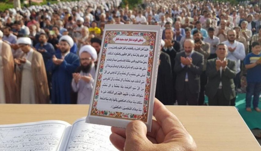 اقامه نماز عید فطر توسط نماینده رهبر انقلاب در دانشگاه‌ها