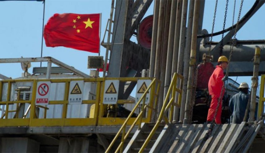 الصين تقلص النفط السعودي في أبريل
