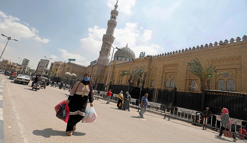 مصر تسجّل أعلى عدد إصابات بكورونا في يوم واحد 