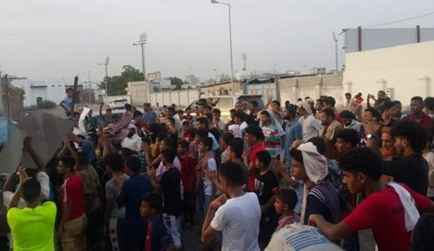 اعتراضات مردمی علیه گروه وابسته به امارات و عربستان در شهر عدن