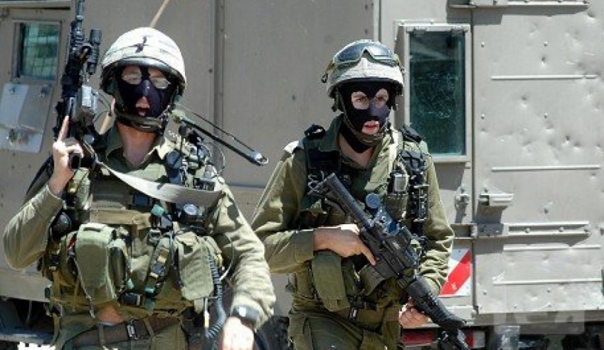 قوات الاحتلال تعتقل محافظ القدس ​​​​​​​وعدة نشطاء
