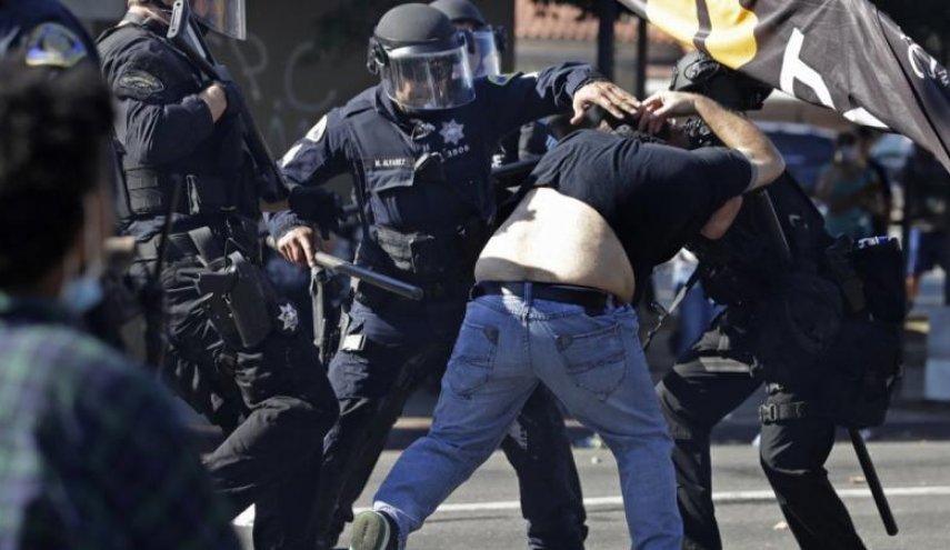آسوشتیدپرس: بازداشتی‌های اعتراضات در آمریکا به ۴۱۰۰ نفر افزایش یافته است