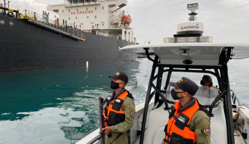 روایتی تصویری از نقش موثر نیروهای ویژه دریایی ونزوئلا در عملیات نفتکش‌های ایرانی
