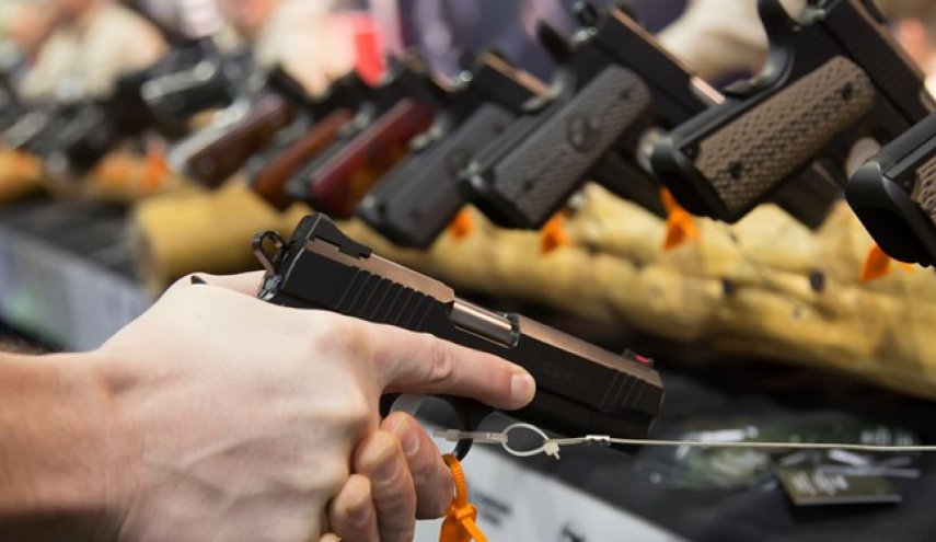 افزایش ۸۰ درصدی فروش سلاح در آمریکا به دنبال اعتراضات سراسری
