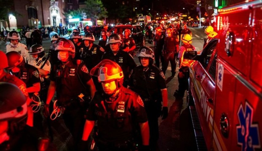 تیراندازی در جریان اعتراضات نیویورک؛ 5 نفر زخمی شدند+ عکس 