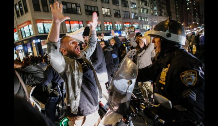 مظاهرات ضخمة في واشنطن احتجاجا على وحشية الشرطة
