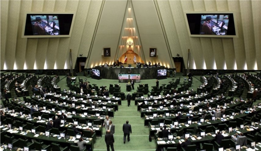 برلمان ايران يعقد غدا جلسة مغلقة لمناقشة قضايا امنية