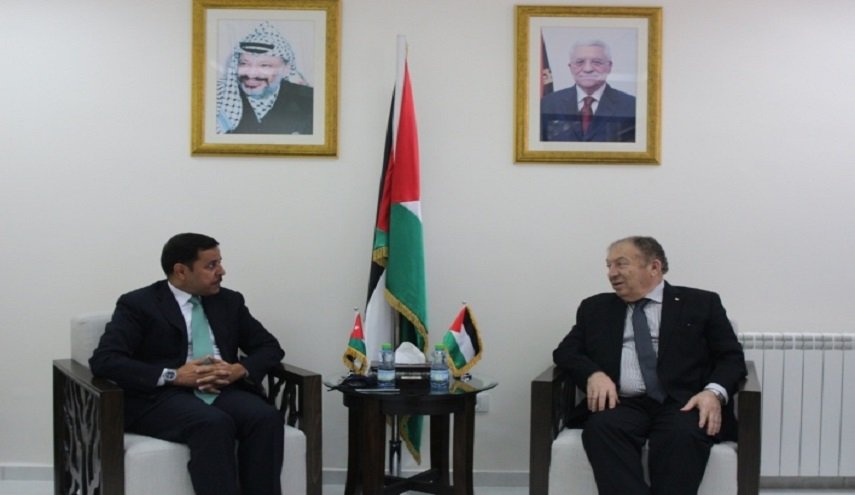 مباحثات لزيادة التبادل التجاري بين فلسطين والاردن 
