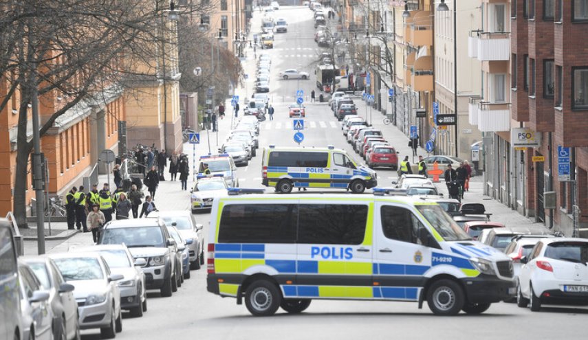 أنباء عن إطلاق نار داخل مركز تجاري في ستوكهولم