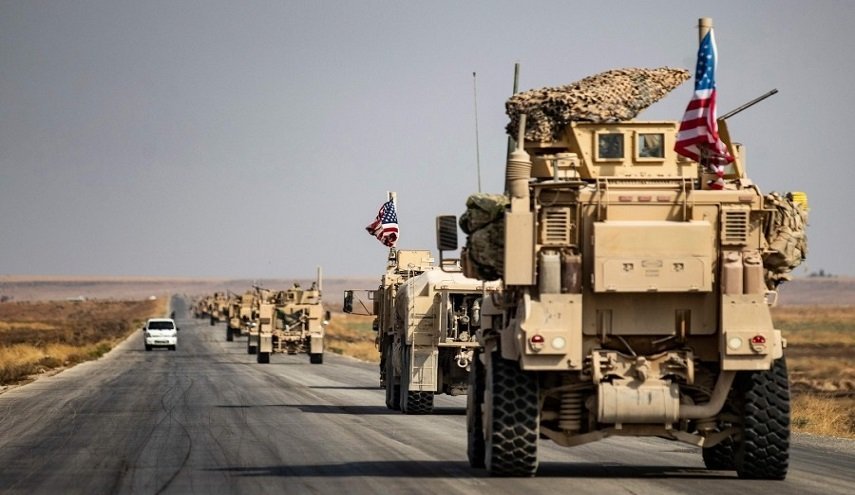 قاچاق ده ها کامیون سوخت از سوریه به عراق توسط آمریکایی ها