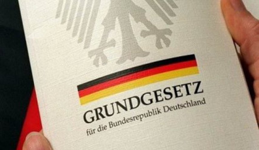 جدل حول وجود كلمة 'عرق' في الدستور الألماني