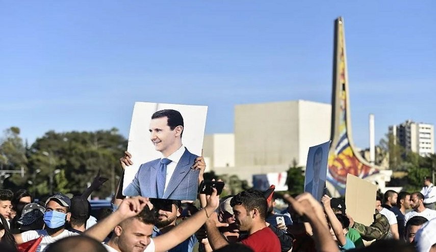 تجمع در دمشق برای محکومیت قانون سزار + تصاویر