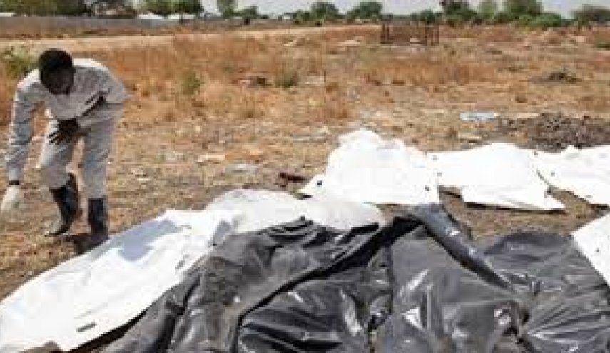 صور.. السودان يكتشف مقبرة جماعية لطلاب قتلوا في عهد البشير!
