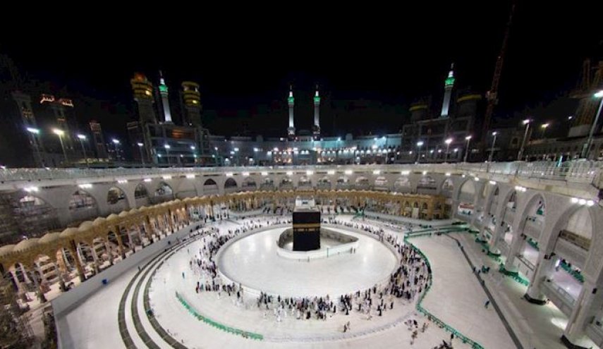 السعودية تعلن إعادة فتح مساجد مكة المكرمة