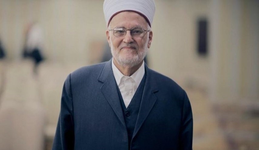 الشيخ عكرمة صبري يحذر من خطورة الوضع في مسجد الأقصى