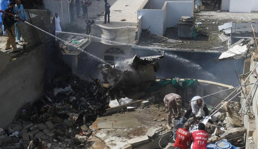 ردّ پای کرونا در سقوط هواپیمای مسافری پاکستان!

