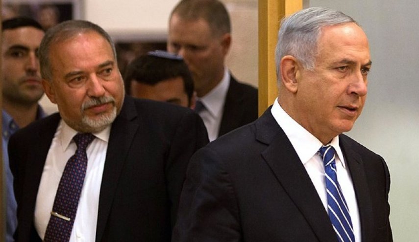 لیبرمن: نتانیاهو ما را به لبه پرتگاه می‌برد/ حملات به سوریه کافی نیست
