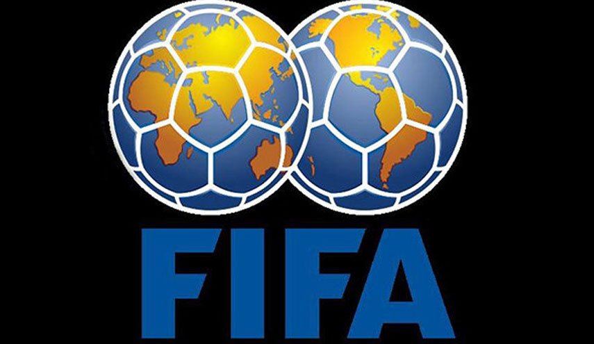 فیفا، سرمربی تیم ملی را محکوم کرد