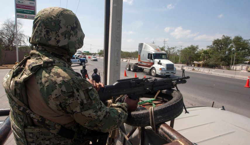 الجيش المكسيكي يقتل 12 شخصا من عصابة المخدرات 