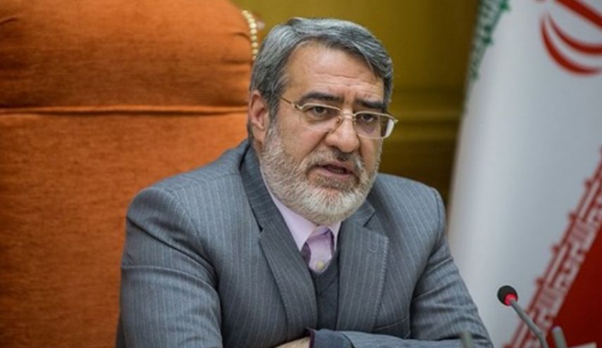 وزير الداخلية الايراني يقدم ايضاحات للنواب حول الشؤون الامنية