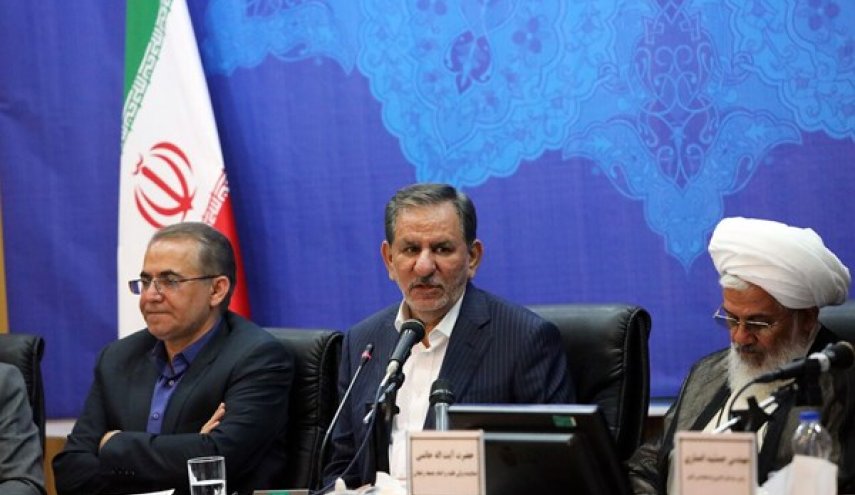 جهانغيري يؤكد قدرة ايران على تجاوز الظروف الصعبة بمشاركة الجماهير
